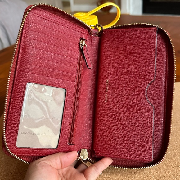 Michael Kors Leather Full Zip Around Wallet & Wrislet, Red, Large - Picture 9 of 15